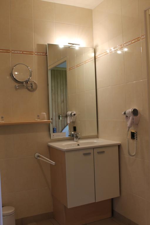 Auberge De Villequier Εξωτερικό φωτογραφία